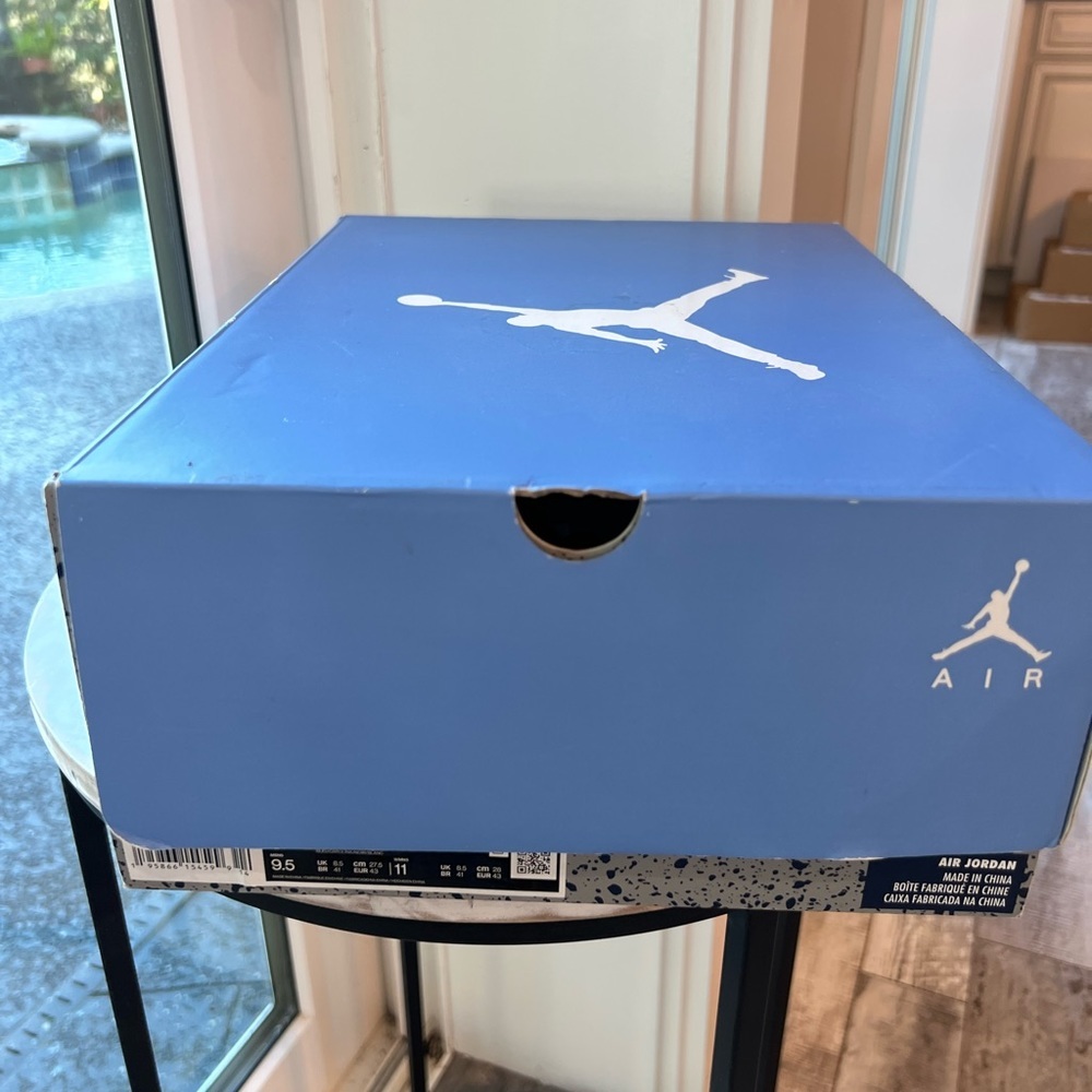 Nike Air Jordan 6 Retro UNC Home White Size 9.5 Basketball Sneakers. - Picture 6 of 10